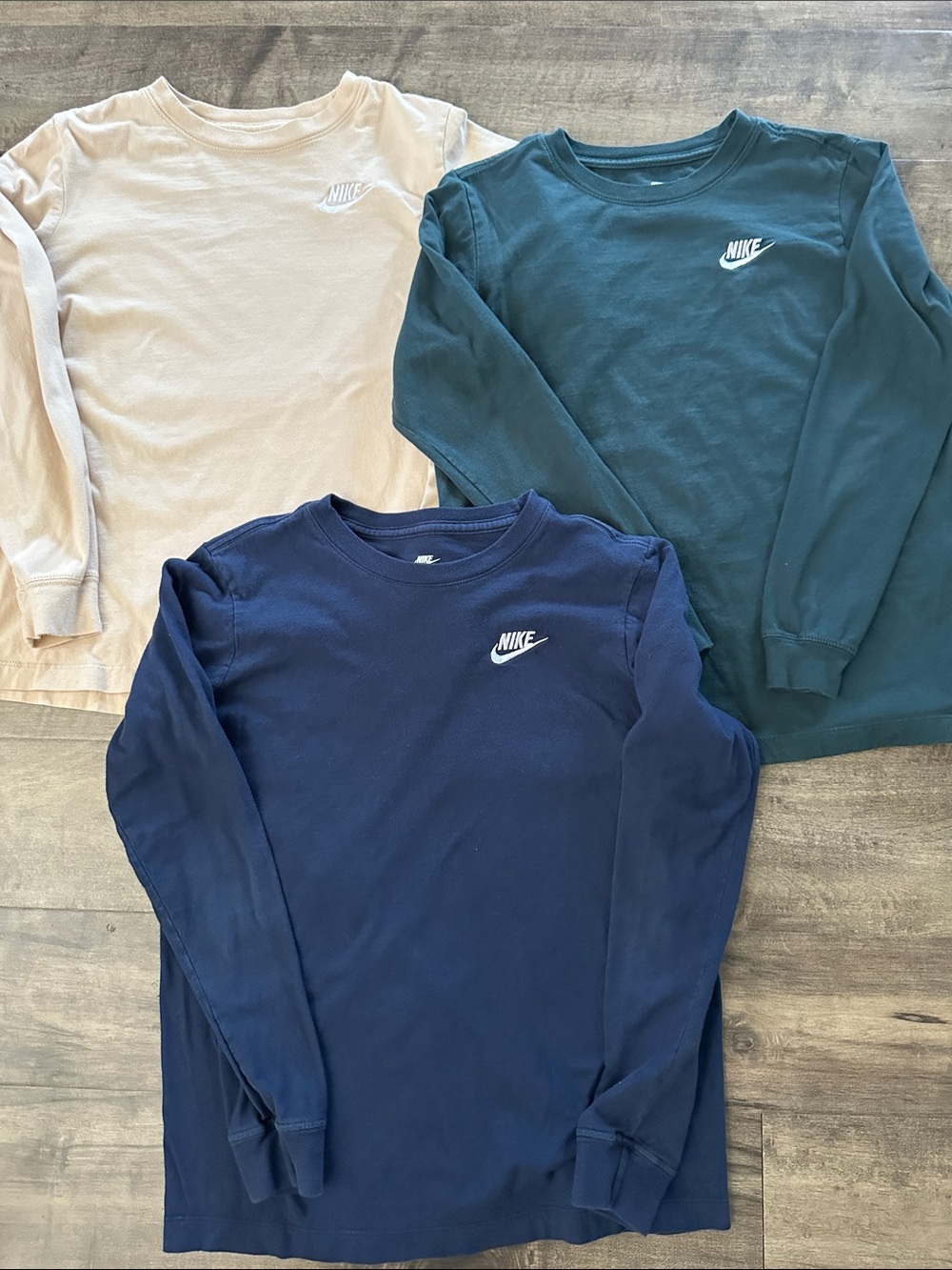 3 Nike Tee boys Large